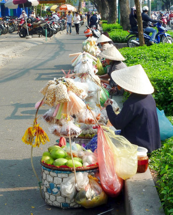 SmallStreetVendors350x435