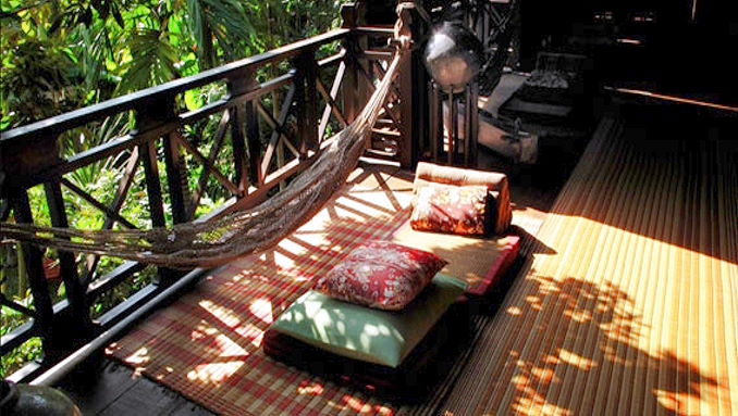 HammockPorch678x383