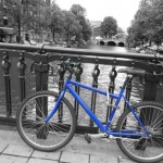 AmsterdamBicycle678x509 (SpotColor – a Purely Magical Photo App)