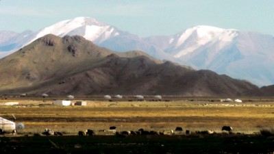MongoliaChapter2Slider678x383 (A Month in Mongolia – Chapter 2: Milking Yaks in the Wild)