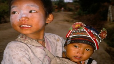 ThaiHillTribeBrothersSlider678x385 (Random Photo Memory: Thai Hill Tribe Brothers)