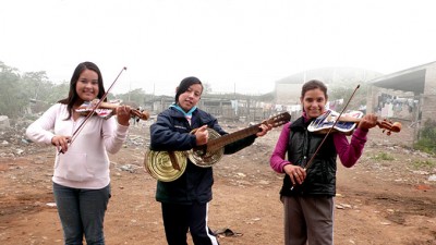 LandfillHarmonicSlider678x383 (Music From Trash: The Landfill Harmonic Orchestra)