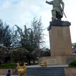 Day2GeocachingStatue500x667 (A Dash to Nha Trang: Day 2)
