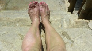 Day3DyMuddyLegsGallery678x383 (A Dash to Nha Trang: Day 3 – Bliss and Ack!)