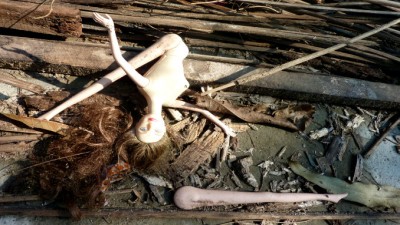 DiscardedDoll678x383 (Re-learning Photography in Hoi Anh)