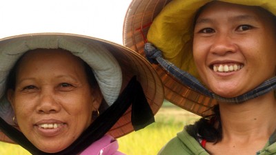 OLYMPUS DIGITAL CAMERA (Re-learning Photography in Hoi Anh)