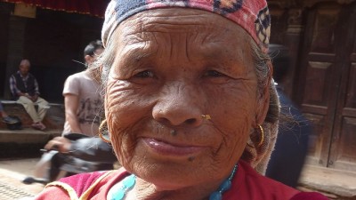 ColorfulWomanBhaktapur678x383 (First Impressions:  Nepal)