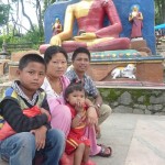 MonkeyTempleFamily350x513 (First Impressions:  Nepal)
