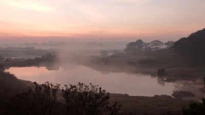 RPMAubergeAmiLakeSunriseSlider (Random Photo Memory: Sunrise at L’Auberge Ami)