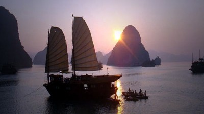 HaLongBayJunkSlider (My 2 Year “Great Leap” Anniversary)