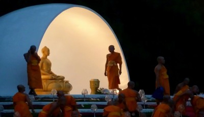 MonksDomeSlider (Loy Krothong and the Yi Peng Lantern Festival)