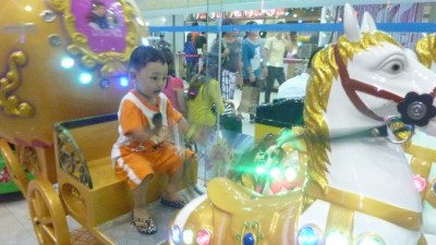 BabyOnCinderellaHorseSlider (A Sunday Stroll in Yangon…)