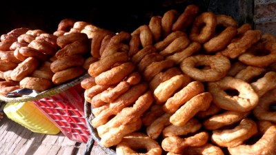 DonutsSlider (Catching up on Nepal: Bhaktapur)