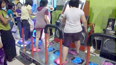 SteppingGameSlider (A Sunday Stroll in Yangon…)