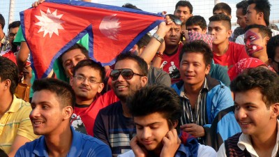 (Kathmandu: Sardine-fest with 20,000 Nepal Soccer Fans!)