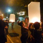 TL-LanternLaunch350x290 (Ringing In The New Year In Chiang Mai)