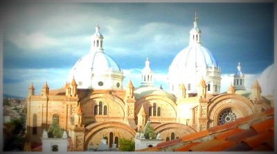 final-CathedralLomo-Slider687x383 (A Peek at Casa de TravelnLass in Cuenca, Ecuador)