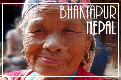 BhaktapurNepalWomanPostcardFRONT (Foto Flip Friday –  December Theme:  “FACES” (Week 1))