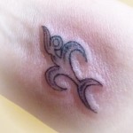 EasterIslandTattoo (Easter Island – on the CHEAP)