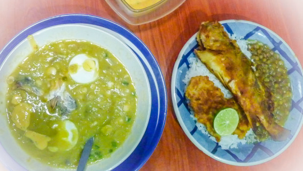 The finished fanesca plus an optional "almuerzo" plate of fried fish, rice and lentils.