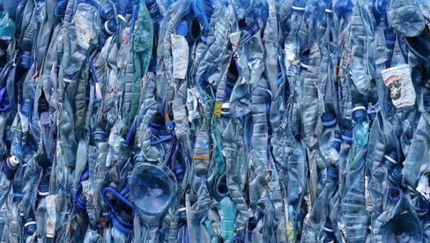 1,500 plastic bottles consumed in ONE SECOND in the U.S.