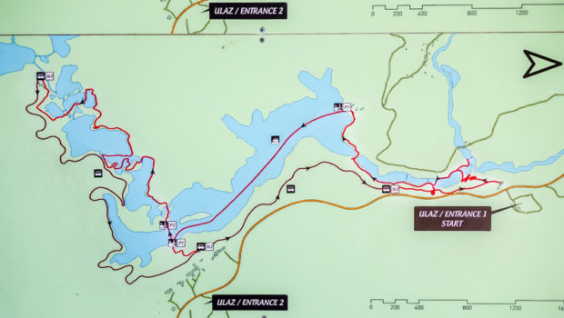 My route through the cascading splendor : The red (about 8 km), and on the return (by electric bus) the black.