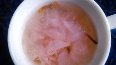 Japanese sweet Sakura tea (Those Clever Japanese…)