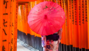 Kyoto Geisha at Fushimi Inari Shrine