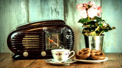 The TravelnLass has lapsed into radio silence… (Um, Is the TravelnLass on Radio Silence?)
